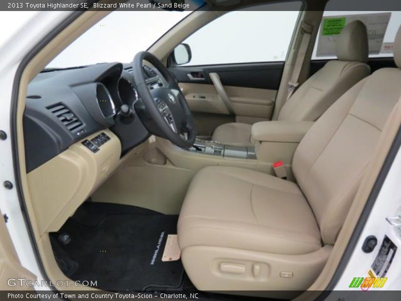 Blizzard White Pearl / Sand Beige 2013 Toyota Highlander SE