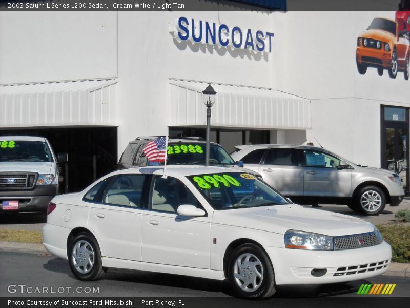 Cream White / Light Tan 2003 Saturn L Series L200 Sedan