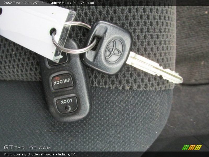 Stratosphere Mica / Dark Charcoal 2002 Toyota Camry SE