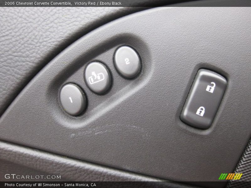 Victory Red / Ebony Black 2006 Chevrolet Corvette Convertible