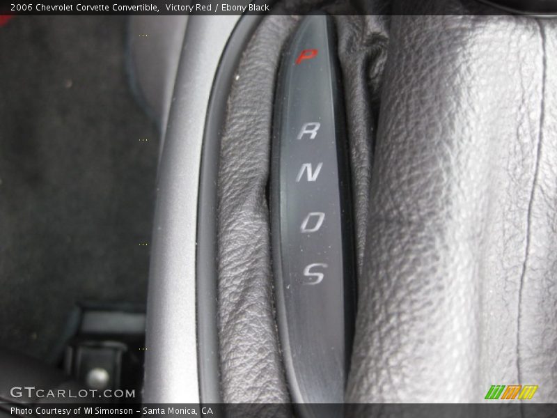 Victory Red / Ebony Black 2006 Chevrolet Corvette Convertible