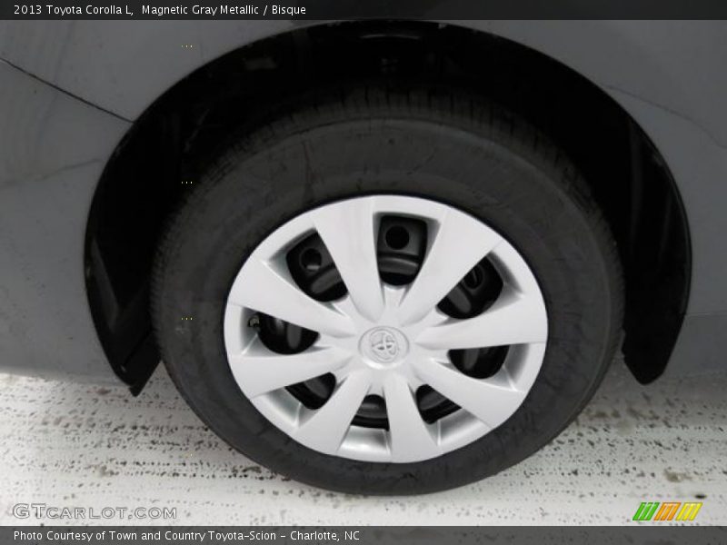 Magnetic Gray Metallic / Bisque 2013 Toyota Corolla L