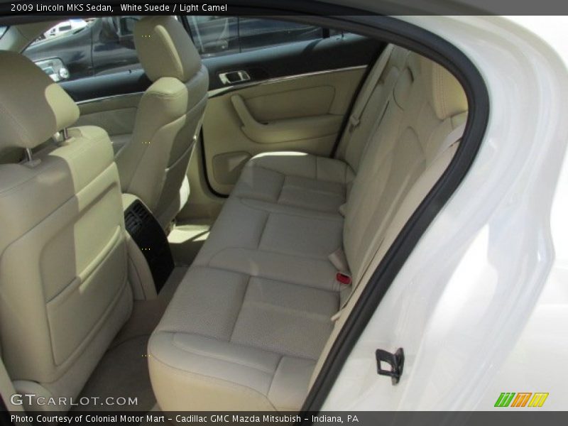 White Suede / Light Camel 2009 Lincoln MKS Sedan