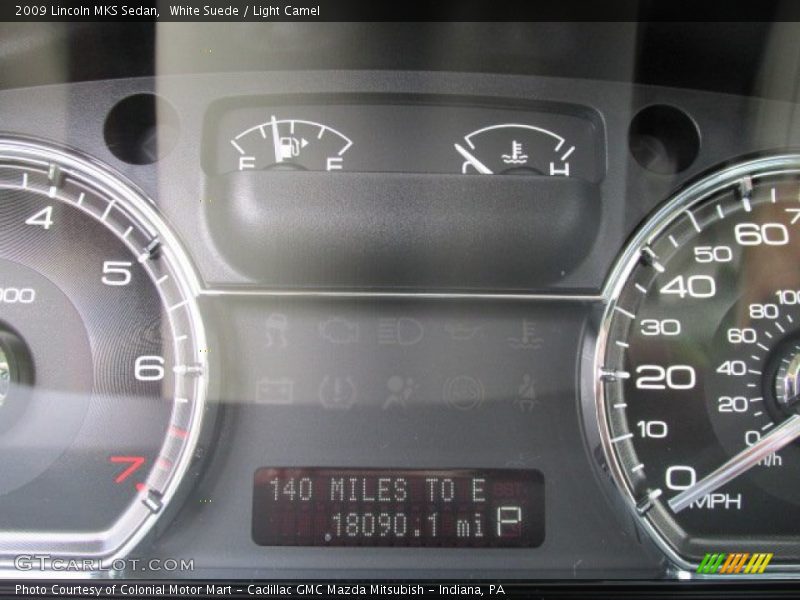 White Suede / Light Camel 2009 Lincoln MKS Sedan