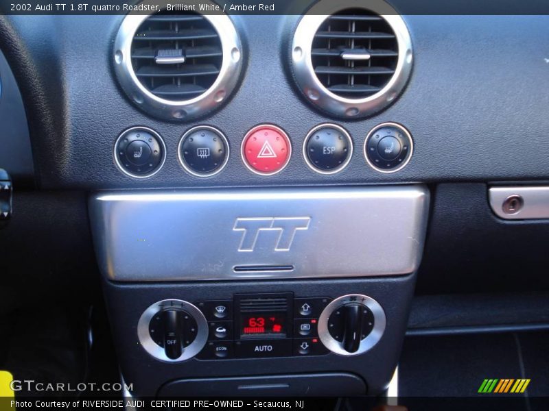 Brilliant White / Amber Red 2002 Audi TT 1.8T quattro Roadster