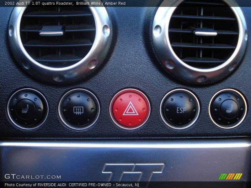 Brilliant White / Amber Red 2002 Audi TT 1.8T quattro Roadster