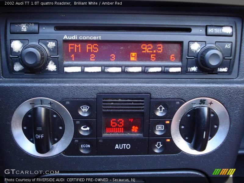 Brilliant White / Amber Red 2002 Audi TT 1.8T quattro Roadster