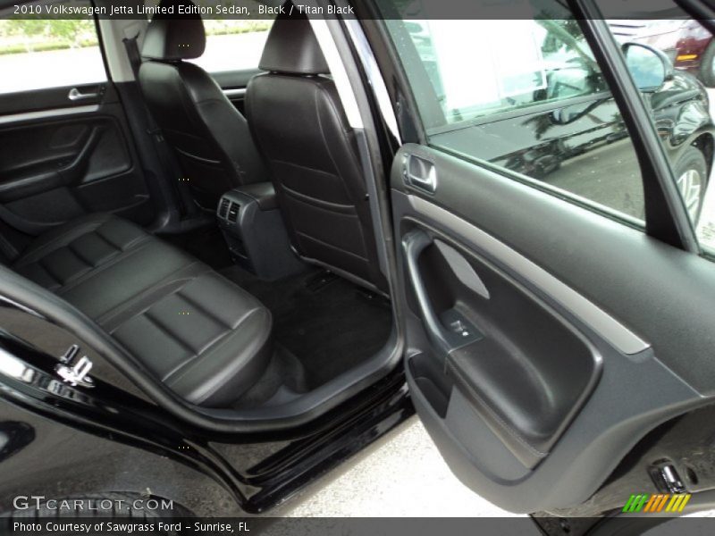 Black / Titan Black 2010 Volkswagen Jetta Limited Edition Sedan