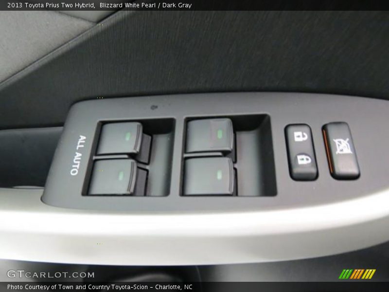 Blizzard White Pearl / Dark Gray 2013 Toyota Prius Two Hybrid