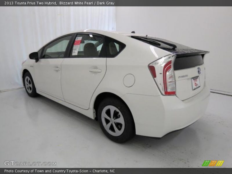 Blizzard White Pearl / Dark Gray 2013 Toyota Prius Two Hybrid