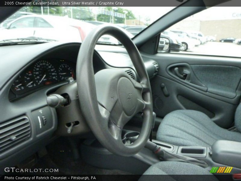 Ultra Silver Metallic / Graphite Gray 2005 Chevrolet Cavalier Sedan