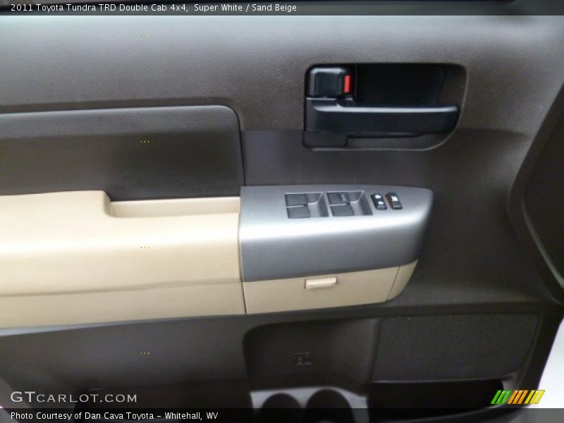 Super White / Sand Beige 2011 Toyota Tundra TRD Double Cab 4x4