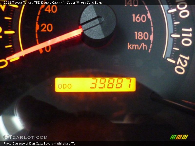Super White / Sand Beige 2011 Toyota Tundra TRD Double Cab 4x4