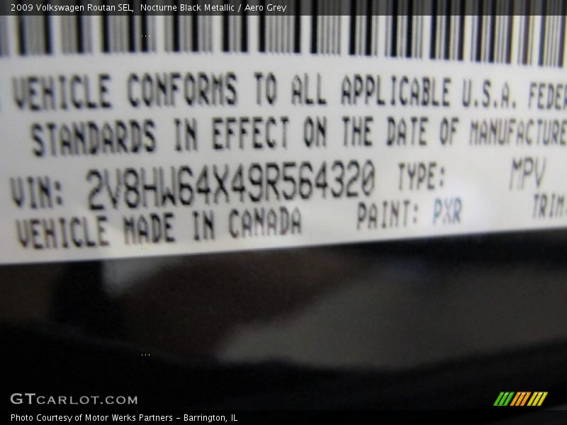 Nocturne Black Metallic / Aero Grey 2009 Volkswagen Routan SEL