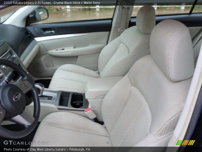 Crystal Black Silica / Warm Ivory 2010 Subaru Legacy 2.5i Sedan