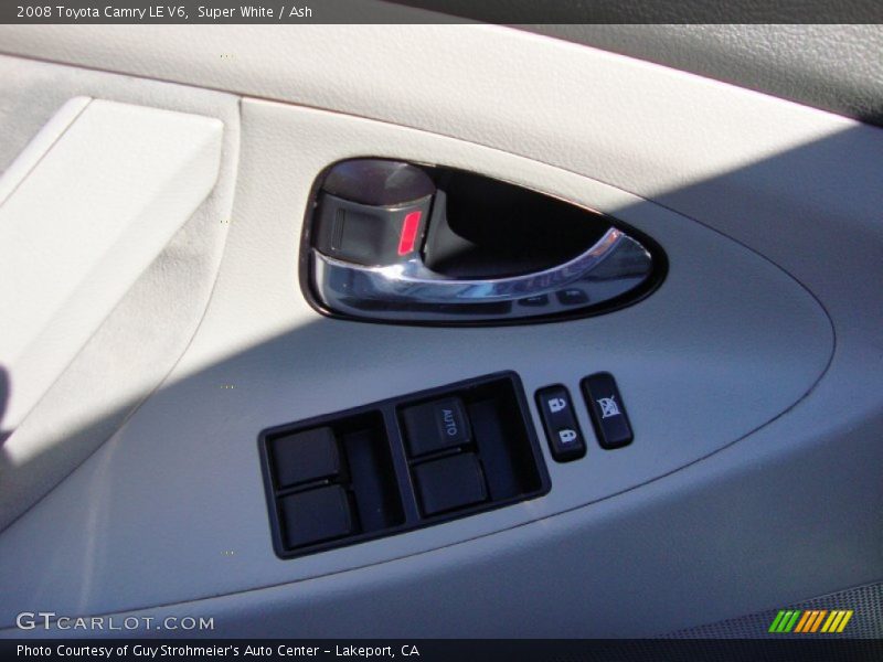 Super White / Ash 2008 Toyota Camry LE V6