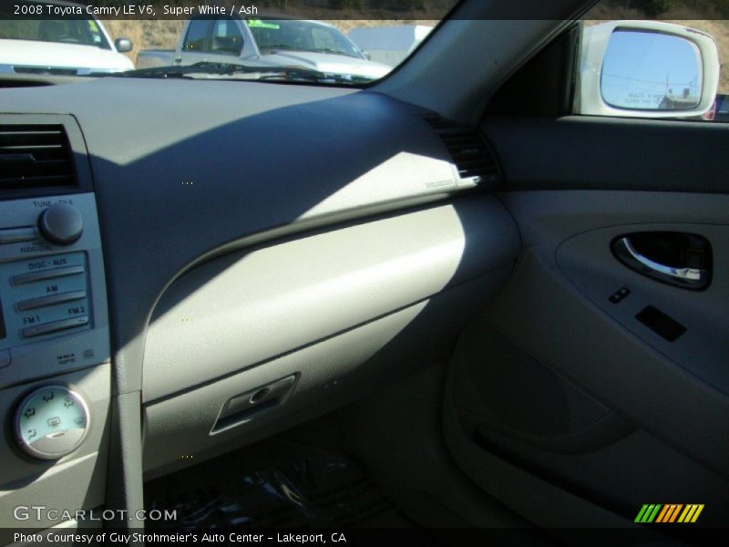 Super White / Ash 2008 Toyota Camry LE V6