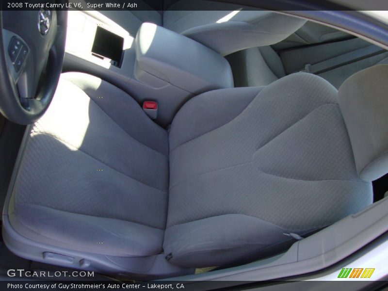Super White / Ash 2008 Toyota Camry LE V6