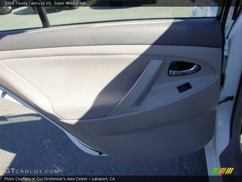 Super White / Ash 2008 Toyota Camry LE V6