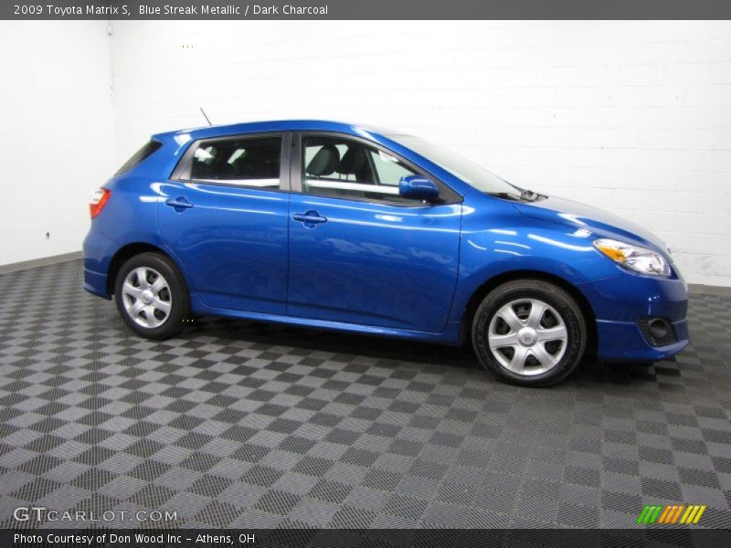 Blue Streak Metallic / Dark Charcoal 2009 Toyota Matrix S