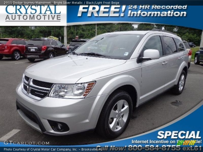 Bright Silver Metallic / Black/Light Frost Beige 2011 Dodge Journey Mainstreet