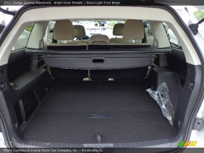 Bright Silver Metallic / Black/Light Frost Beige 2011 Dodge Journey Mainstreet