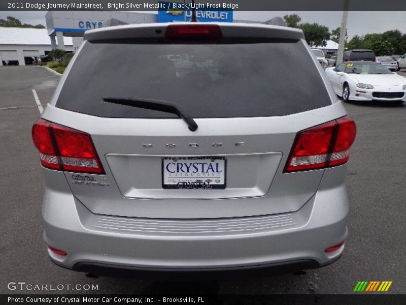 Bright Silver Metallic / Black/Light Frost Beige 2011 Dodge Journey Mainstreet