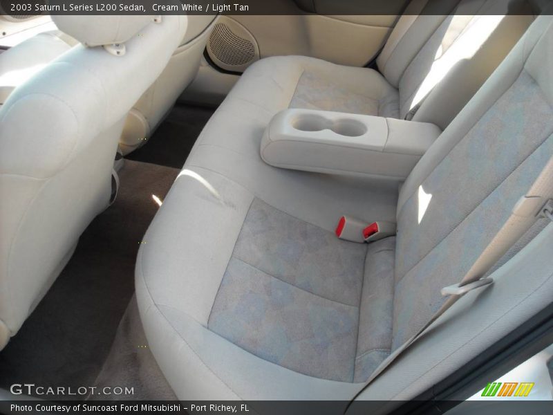 Cream White / Light Tan 2003 Saturn L Series L200 Sedan
