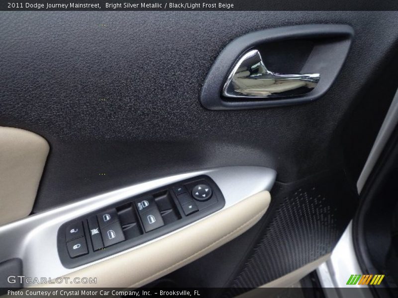 Bright Silver Metallic / Black/Light Frost Beige 2011 Dodge Journey Mainstreet