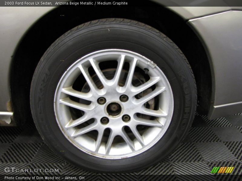 Arizona Beige Metallic / Medium Graphite 2003 Ford Focus LX Sedan