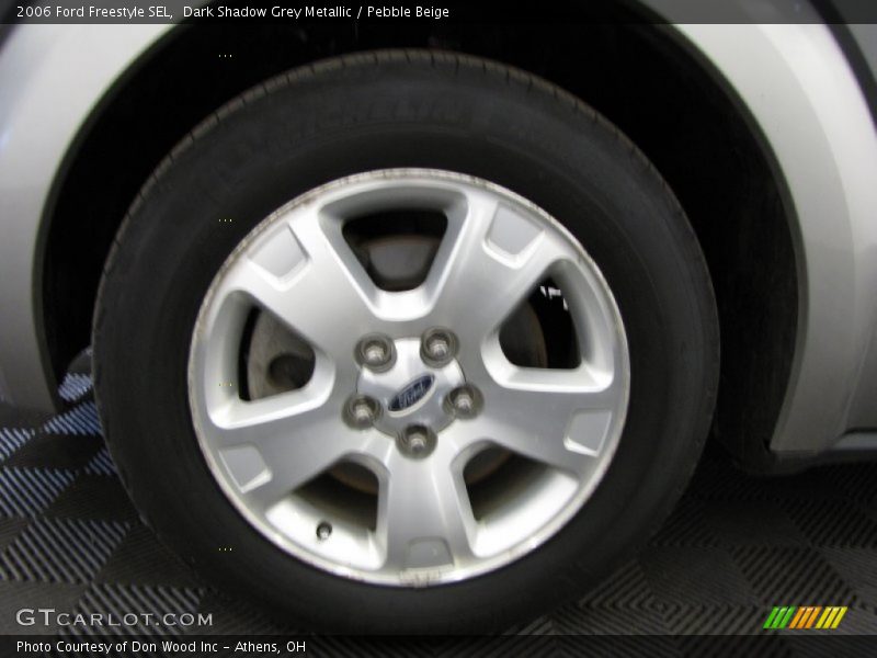 Dark Shadow Grey Metallic / Pebble Beige 2006 Ford Freestyle SEL