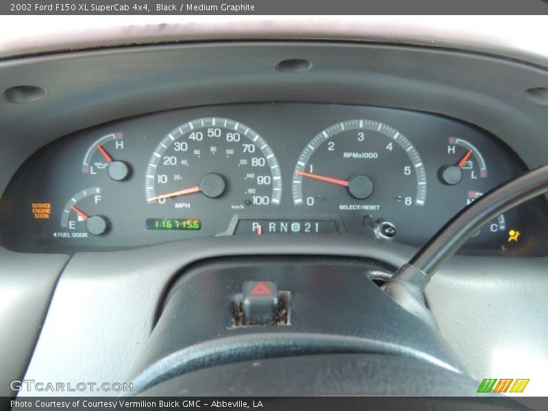 Black / Medium Graphite 2002 Ford F150 XL SuperCab 4x4