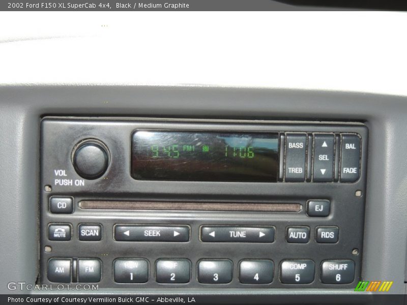 Black / Medium Graphite 2002 Ford F150 XL SuperCab 4x4