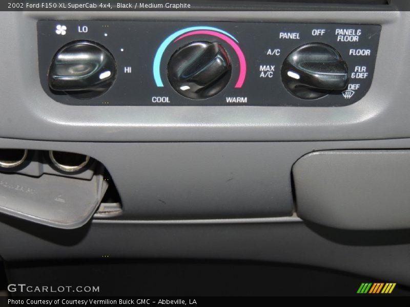 Black / Medium Graphite 2002 Ford F150 XL SuperCab 4x4