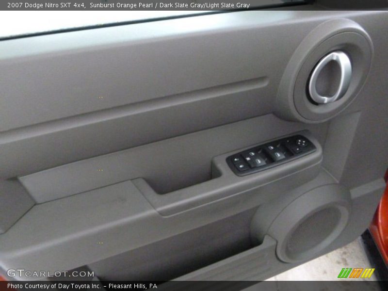 Sunburst Orange Pearl / Dark Slate Gray/Light Slate Gray 2007 Dodge Nitro SXT 4x4