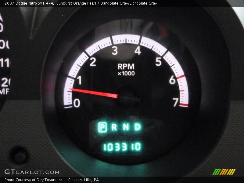 Sunburst Orange Pearl / Dark Slate Gray/Light Slate Gray 2007 Dodge Nitro SXT 4x4