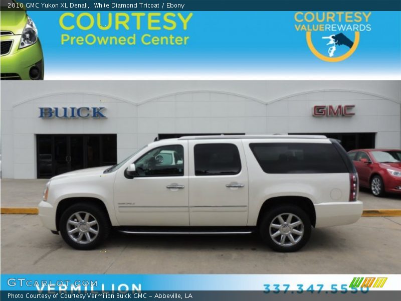 White Diamond Tricoat / Ebony 2010 GMC Yukon XL Denali
