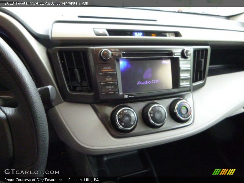 Super White / Ash 2013 Toyota RAV4 LE AWD