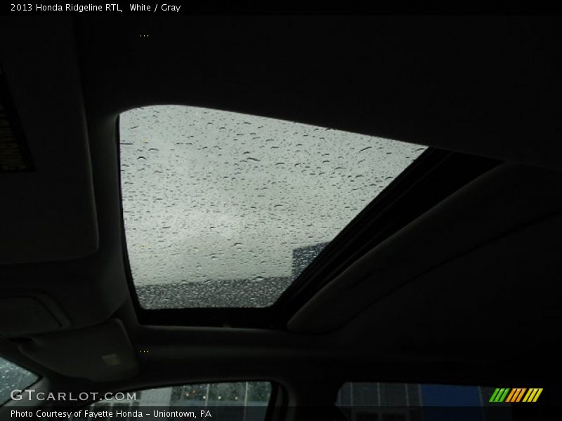 White / Gray 2013 Honda Ridgeline RTL