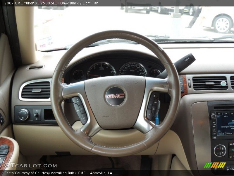  2007 Yukon XL 2500 SLE Steering Wheel