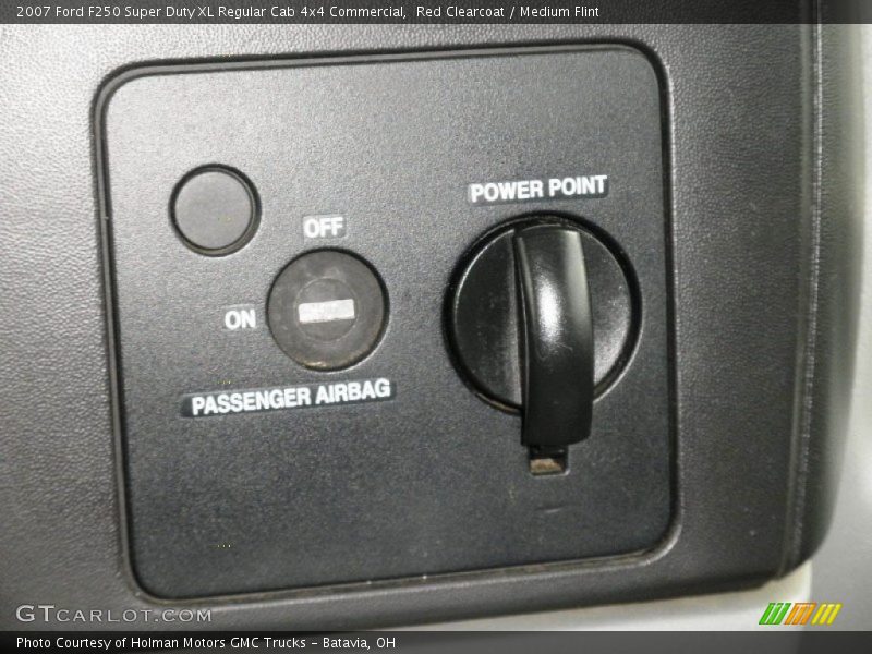 Controls of 2007 F250 Super Duty XL Regular Cab 4x4 Commercial