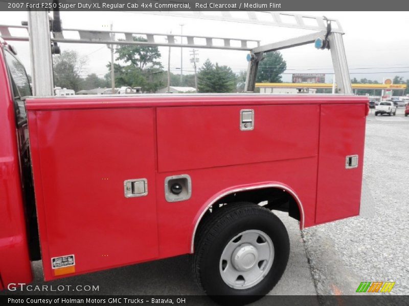 Red Clearcoat / Medium Flint 2007 Ford F250 Super Duty XL Regular Cab 4x4 Commercial