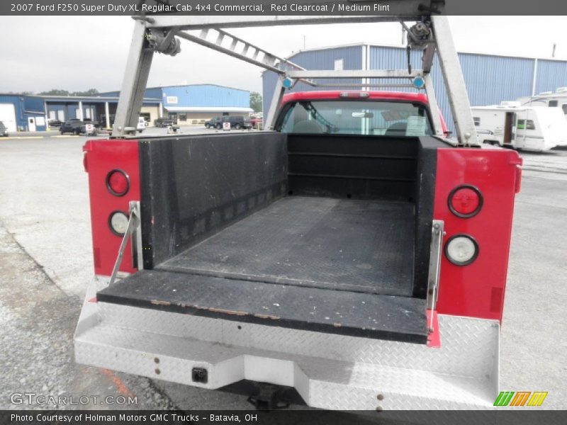 Red Clearcoat / Medium Flint 2007 Ford F250 Super Duty XL Regular Cab 4x4 Commercial
