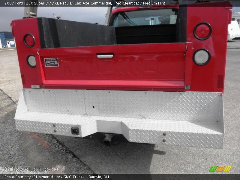 Red Clearcoat / Medium Flint 2007 Ford F250 Super Duty XL Regular Cab 4x4 Commercial