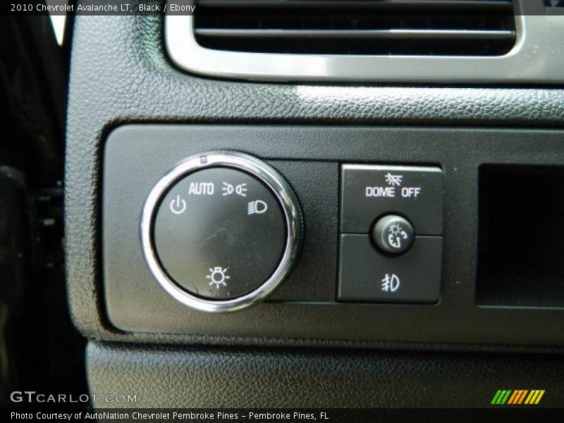 Black / Ebony 2010 Chevrolet Avalanche LT