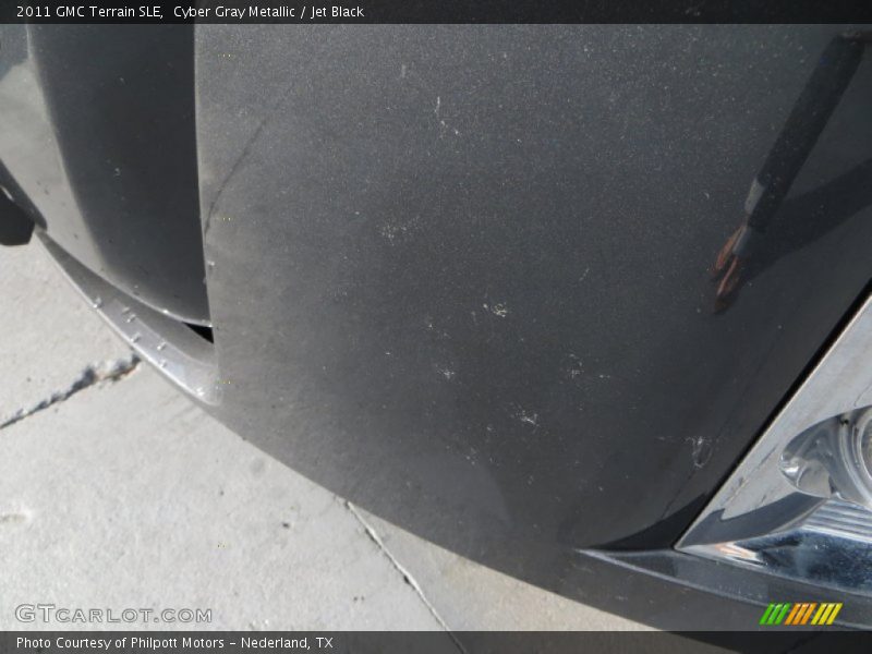 Cyber Gray Metallic / Jet Black 2011 GMC Terrain SLE