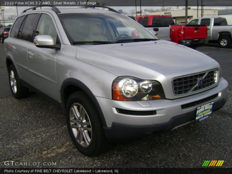 Silver Metallic / Soft Beige 2010 Volvo XC90 3.2 AWD