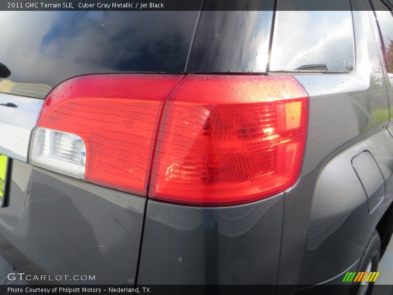 Cyber Gray Metallic / Jet Black 2011 GMC Terrain SLE