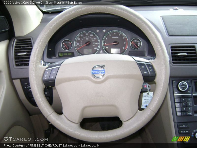 Silver Metallic / Soft Beige 2010 Volvo XC90 3.2 AWD