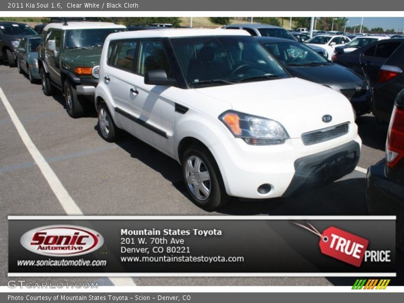 Clear White / Black Cloth 2011 Kia Soul 1.6